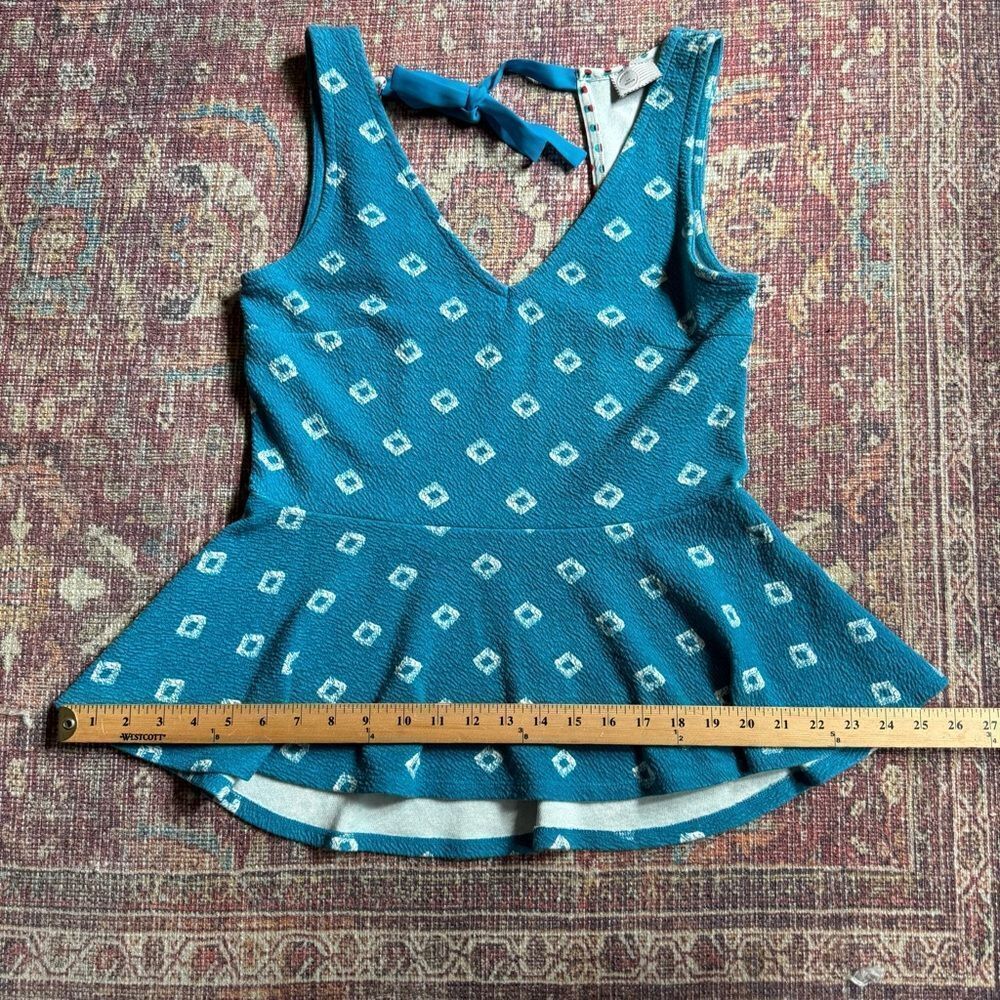 Anthropologie Postmark Flynn Women’s medium Blue Peplum Top with White Pattern - Picture 5 of 7